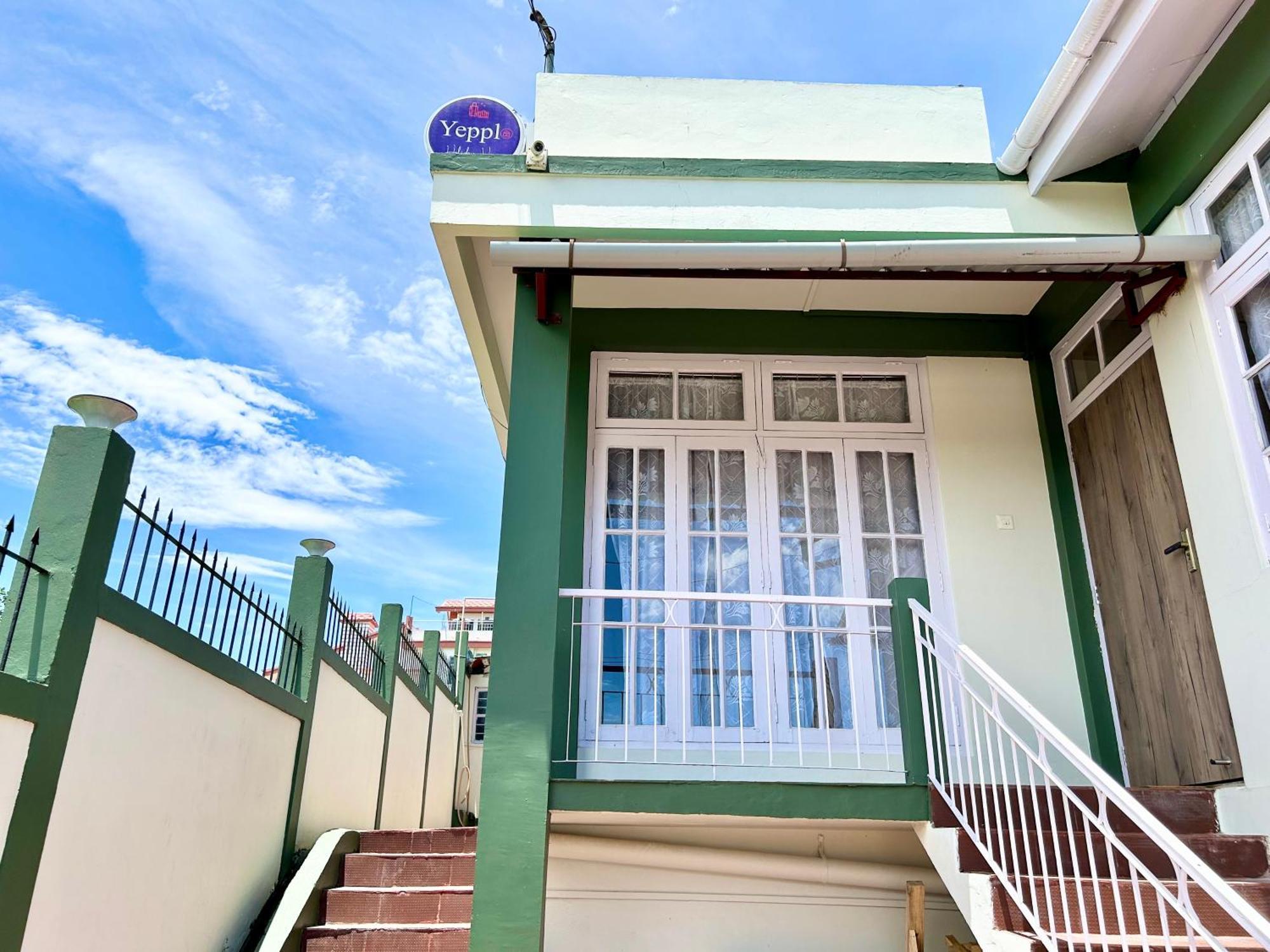 Yepplo Holiday Home - Complimentary Breakfast - 24 Hrs Caretaker & Power Backup Shillong Eksteriør billede