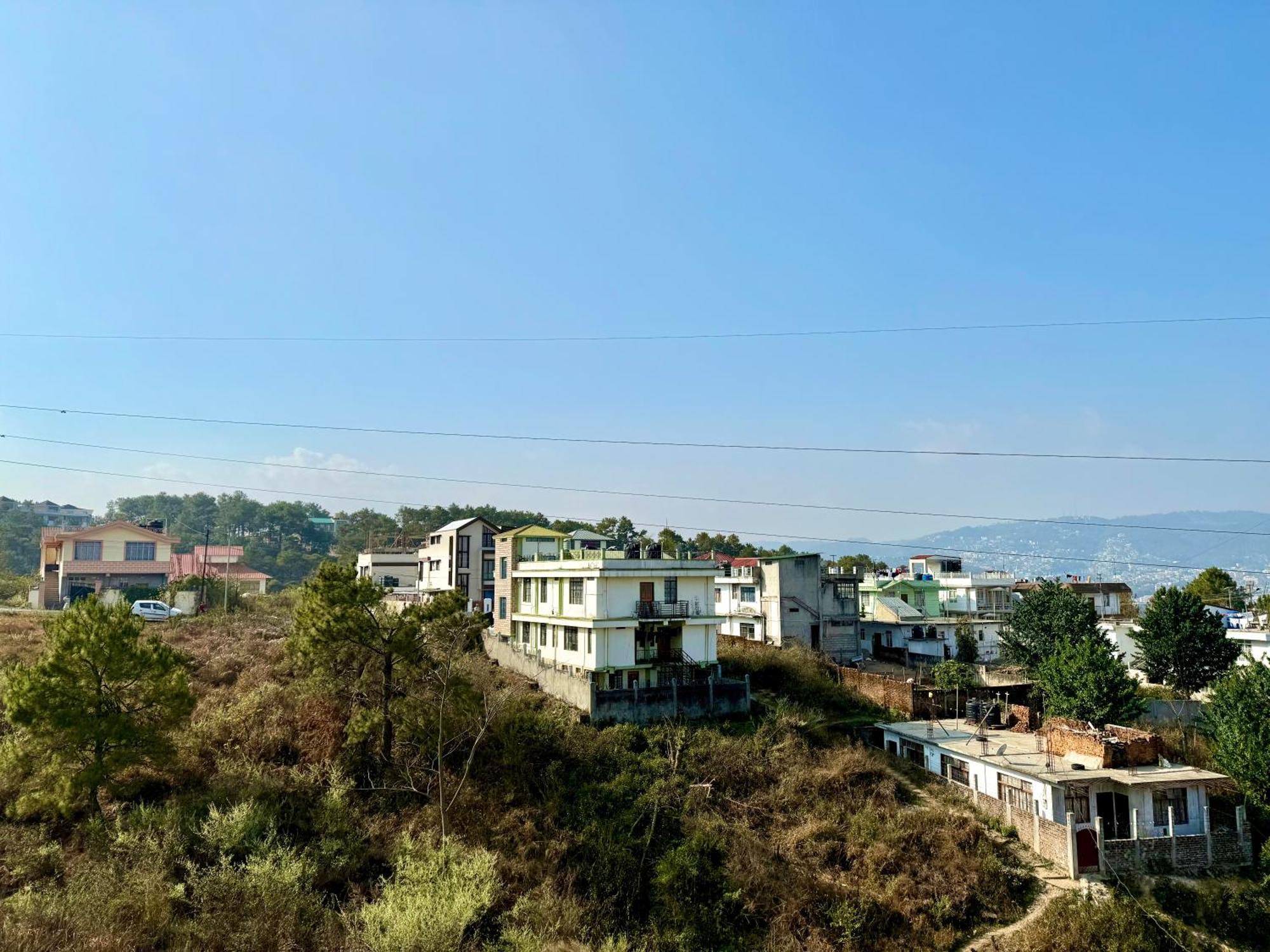 Yepplo Holiday Home - Complimentary Breakfast - 24 Hrs Caretaker & Power Backup Shillong Eksteriør billede