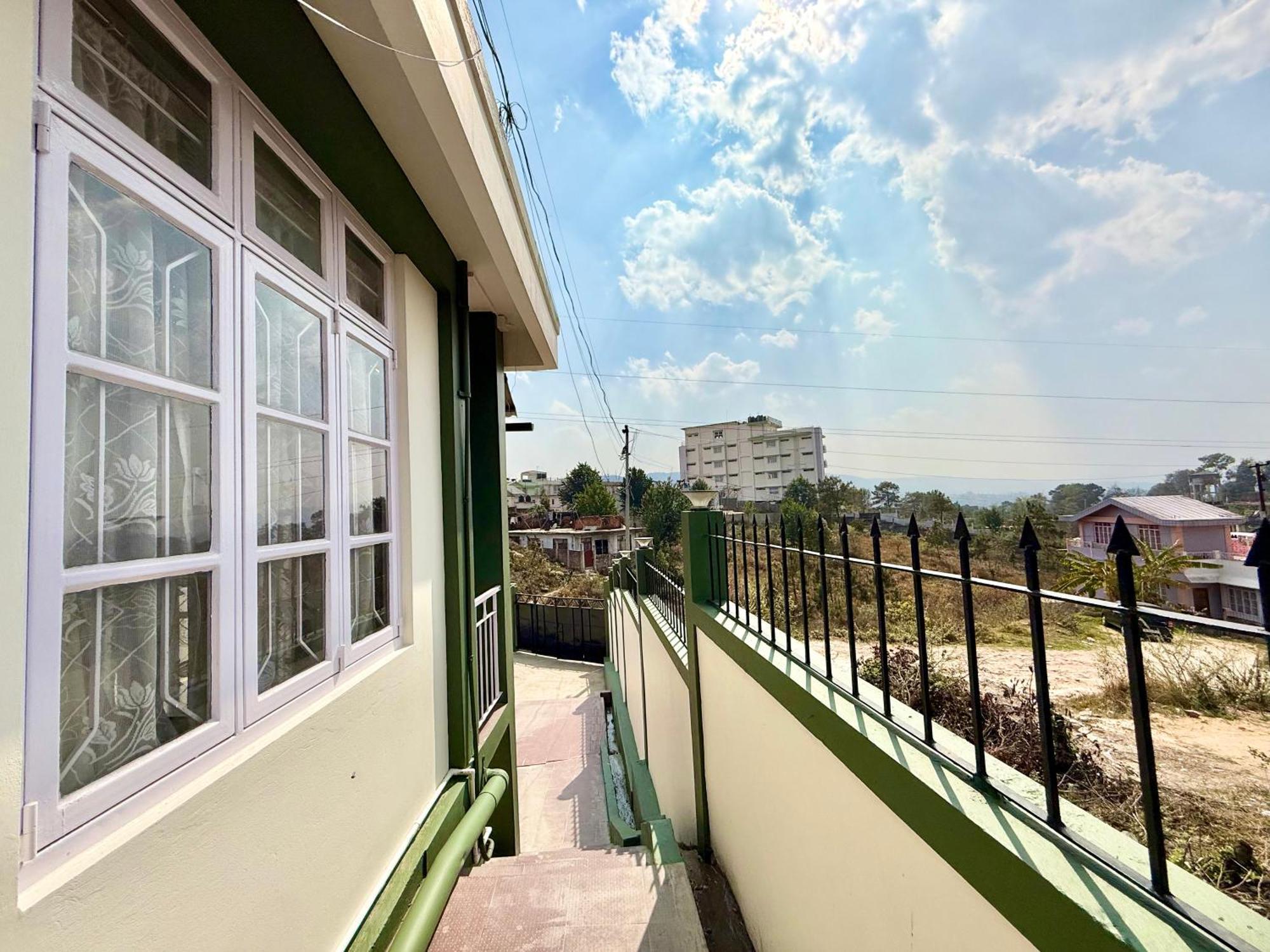 Yepplo Holiday Home - Complimentary Breakfast - 24 Hrs Caretaker & Power Backup Shillong Eksteriør billede