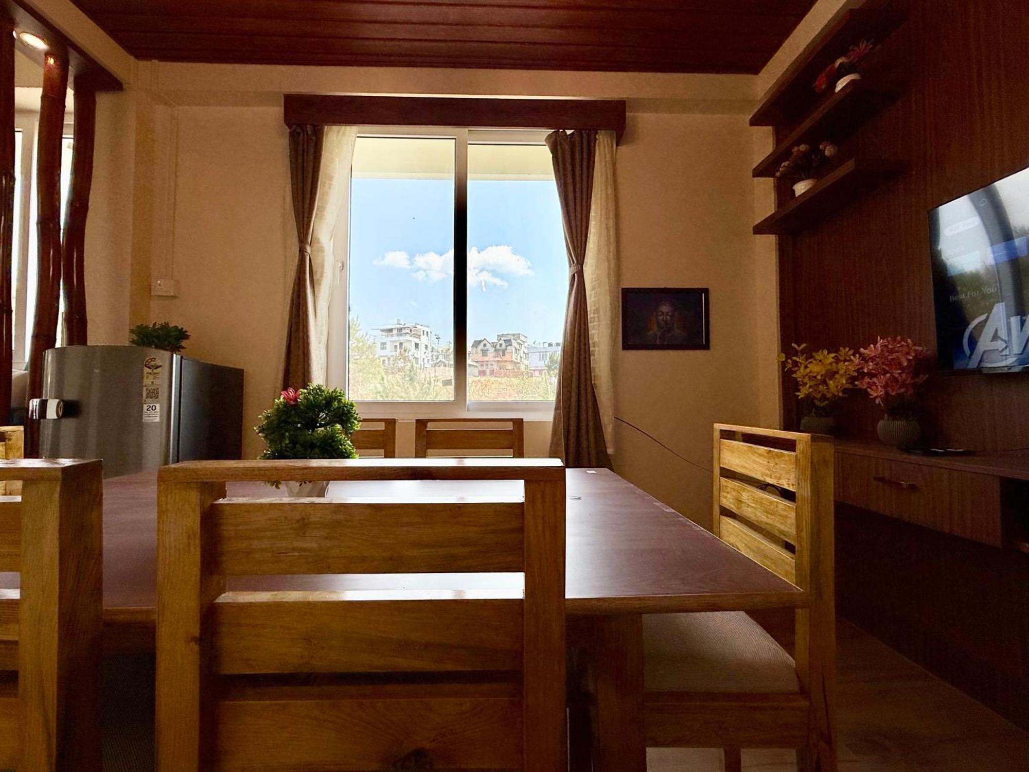 Yepplo Holiday Home - Complimentary Breakfast - 24 Hrs Caretaker & Power Backup Shillong Eksteriør billede