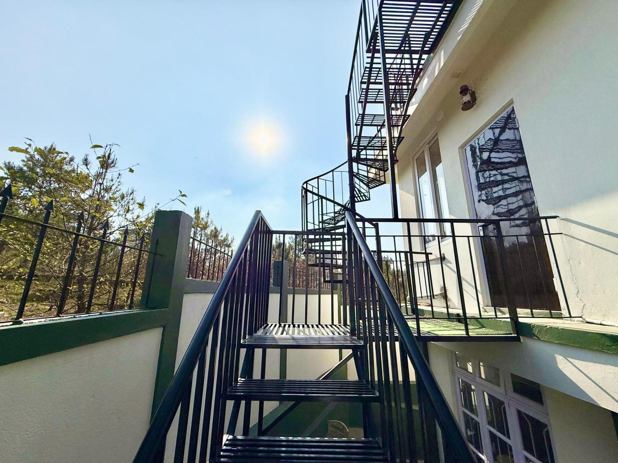 Yepplo Holiday Home - Complimentary Breakfast - 24 Hrs Caretaker & Power Backup Shillong Eksteriør billede