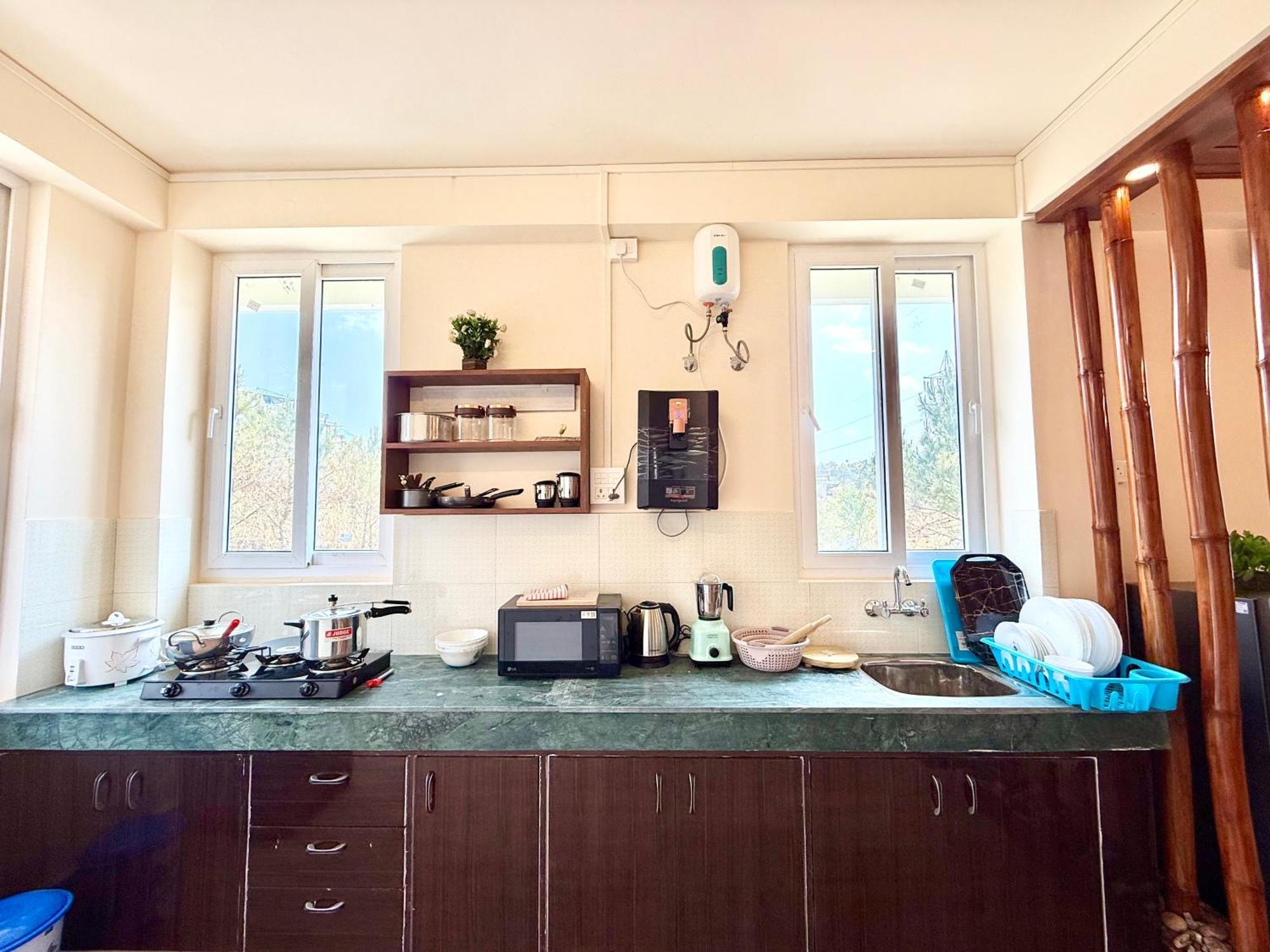 Yepplo Holiday Home - Complimentary Breakfast - 24 Hrs Caretaker & Power Backup Shillong Eksteriør billede