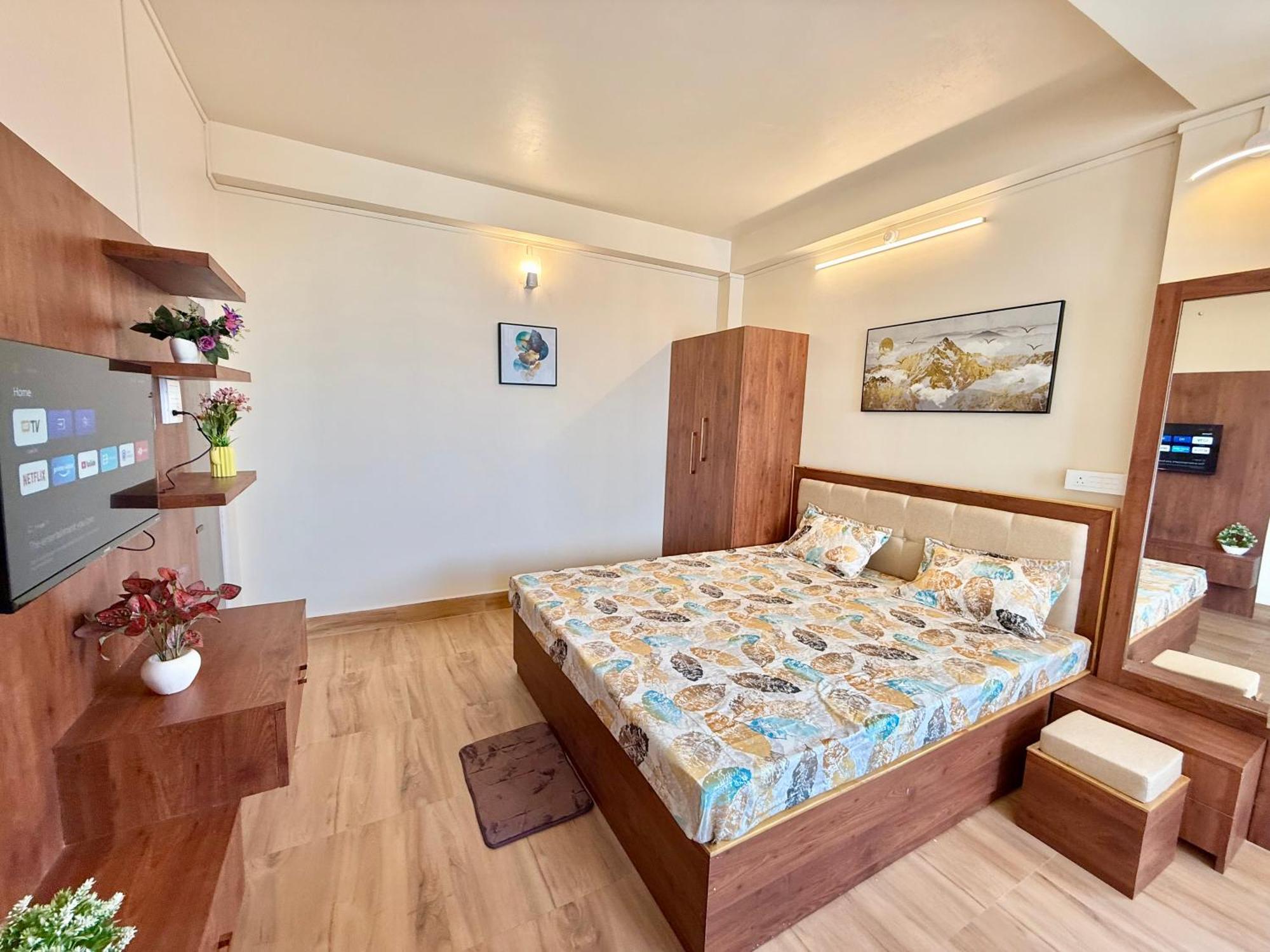 Yepplo Holiday Home - Complimentary Breakfast - 24 Hrs Caretaker & Power Backup Shillong Eksteriør billede